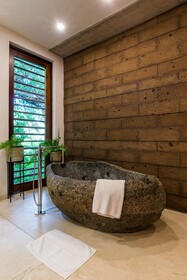 Tokipa at Punta Sayulita