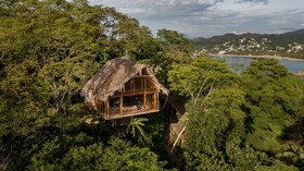 Tokipa at Punta Sayulita