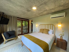 Tokipa at Punta Sayulita