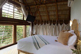 Tokipa at Punta Sayulita