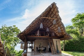 Tokipa at Punta Sayulita
