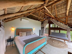 Tokipa at Punta Sayulita