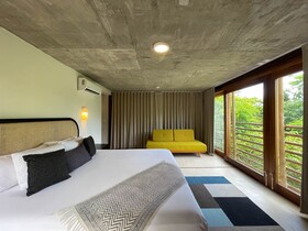 Tokipa at Punta Sayulita