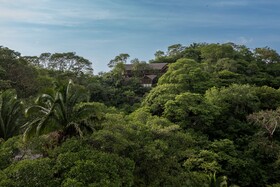 Tokipa at Punta Sayulita