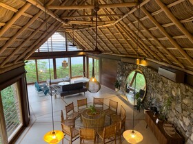 Tokipa at Punta Sayulita