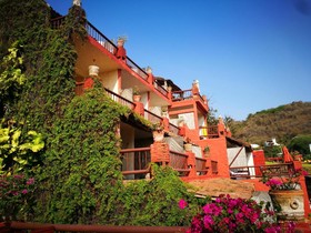 Aura del Mar