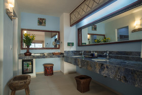 La Casa Que Canta