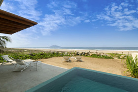 Marea Beachfront Villas