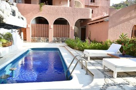 Villa de la Roca