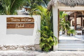 Tierra Del Mar Hotel
