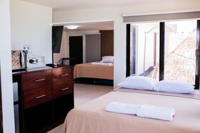 Chichis and Charlies