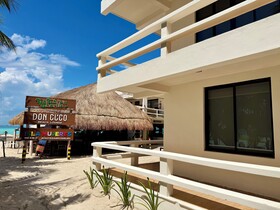 Chichis and Charlies