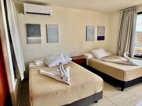 Chichis and Charlies