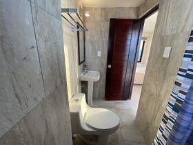 Chichis and Charlies