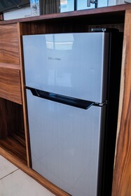 Chichis and Charlies