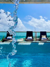 Deep Blue Isla Resort