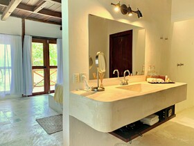 Azulea Bacalar Hotel & Spa