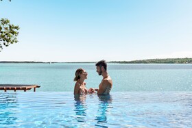 Cristalino Lagoon Front Hotel Restaurant & Spa
