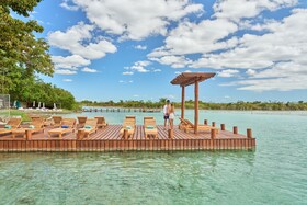 Cristalino Lagoon Front Hotel Restaurant & Spa