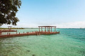Cristalino Lagoon Front Hotel Restaurant & Spa