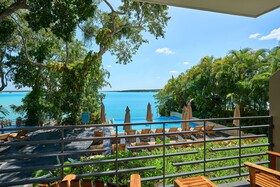 Cristalino Lagoon Front Hotel Restaurant & Spa