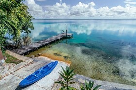 Villa Santuario Lake Front Oasis