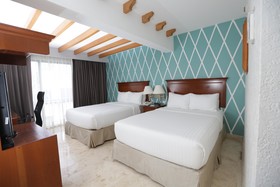 Continental Caribe Bay