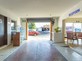 Hotel Cristal by Oyo Rooms