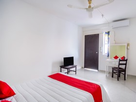 Hotel Cristal by Oyo Rooms