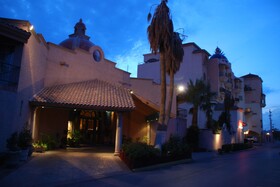 Maria Bonita - Business Hotel & Suites