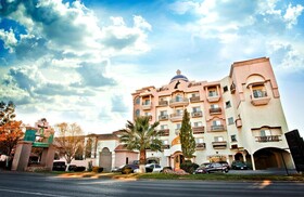 Maria Bonita - Business Hotel & Suites