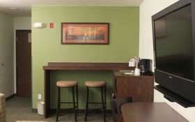Microtel Inn & Suites by Wyndham Ciudad Juarez/US Consulate