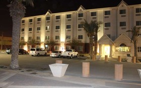 Microtel Inn & Suites by Wyndham Ciudad Juarez/US Consulate