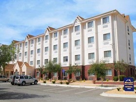 Microtel Inn & Suites by Wyndham Ciudad Juarez/US Consulate