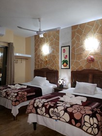Hotel Mayahau