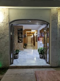 Hotel Mayahau