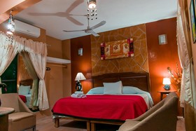 Hotel Mayahau