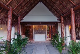 Casa Astral Luxury Hotel
