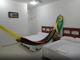 Flamingos Hostel
