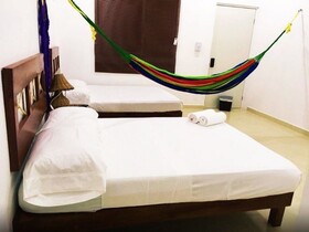 Flamingos Hostel