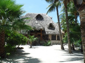 Holbox Apartments