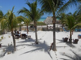Holbox Apartments