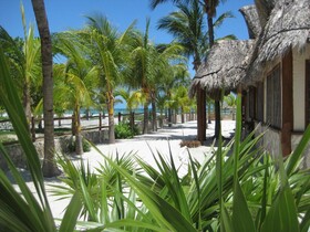 Holbox Apartments
