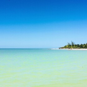 Holbox Apartments