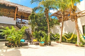 La Puerta Azul Beachfront Adults Only