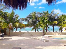 La Puerta Azul Beachfront Adults Only