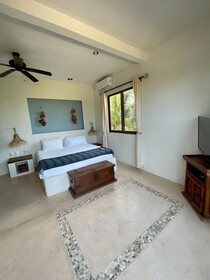 La Puerta Azul Beachfront Adults Only