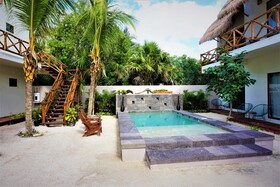 La Puerta Azul Beachfront Adults Only