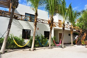 La Puerta Azul Beachfront Adults Only