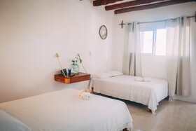 Malinche Hostel and Apartments